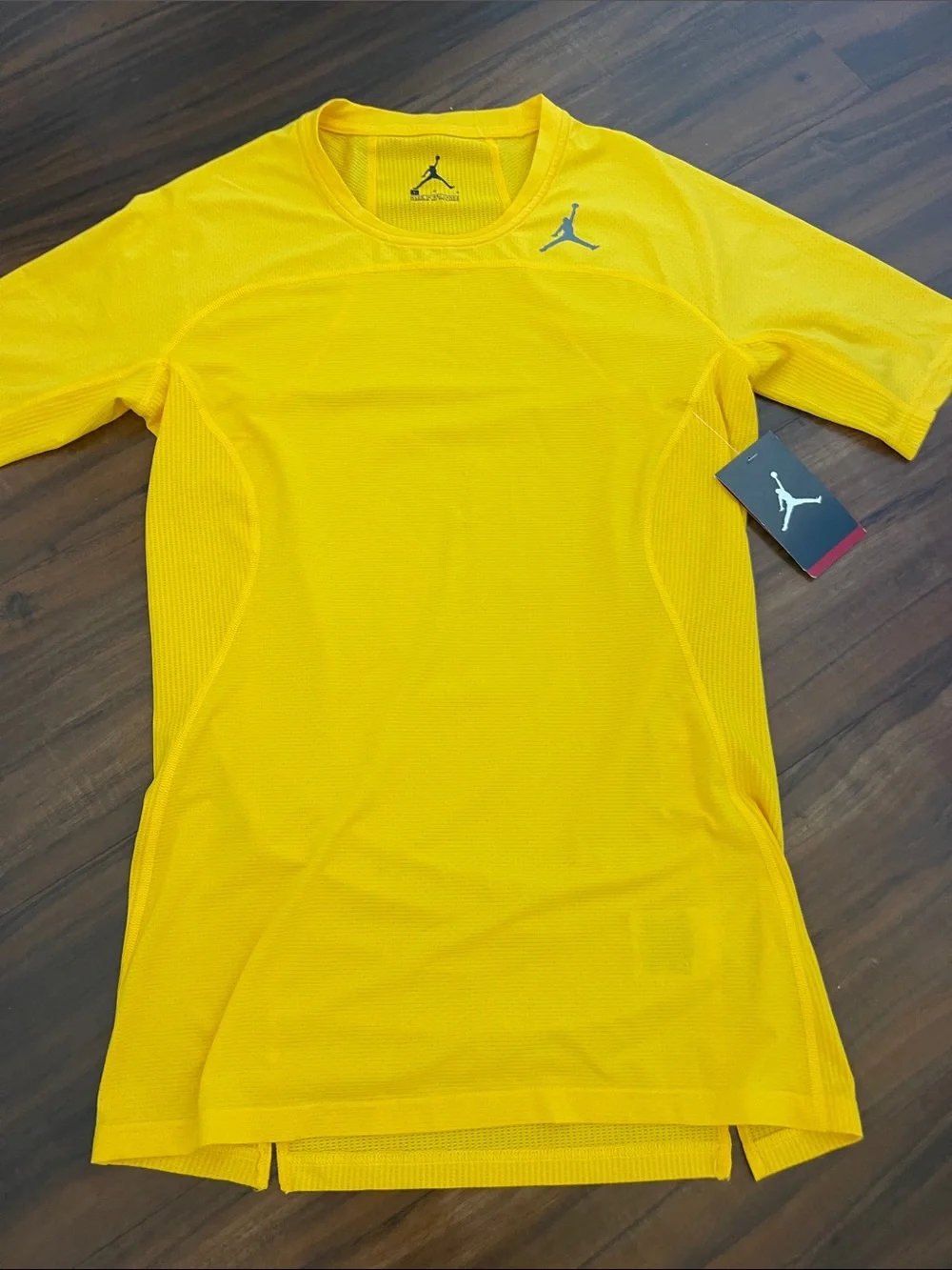 New Jordan men’s   Yellow sleeveless Performance T-Shirt